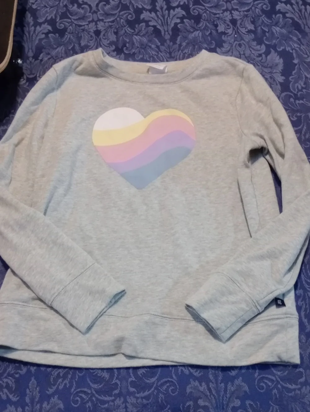 Girls' Long-Sleeve Heather Gray Heart Graphic Top